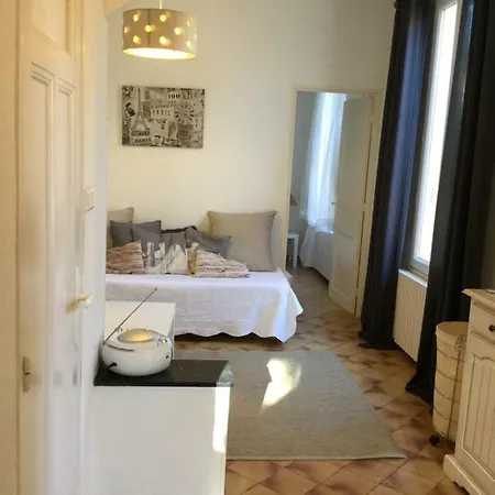 Pavillon De Vacance Holiday home Cassis